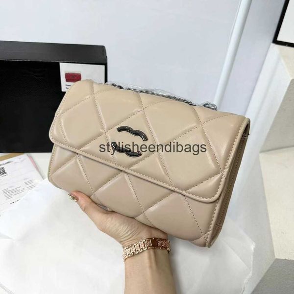 luxury bag famous designer bag classic shoulder bag women chain bag underarm bag ladies flap bag leather bag fashion square bag stylisheendi
luxury bag famous designer bag classic shoulder bag women chain bag underarm bag ladies flap bag leather bag fashion square bag stylisheendi