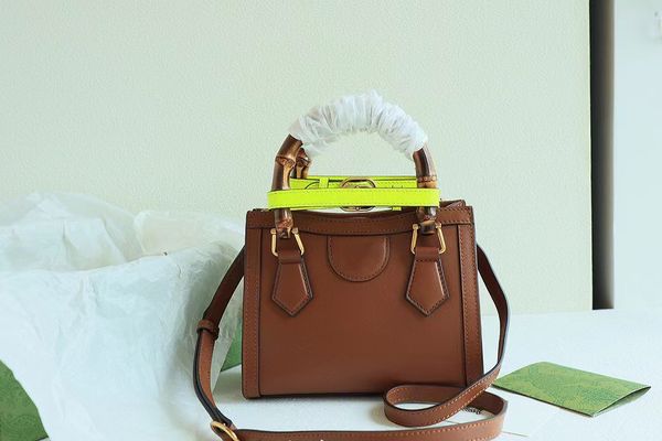 9a high-quality leather bag designer handbags ladies crossbody bag ladies bag 
9a high-quality leather bag designer handbags ladies crossbody bag ladies bag