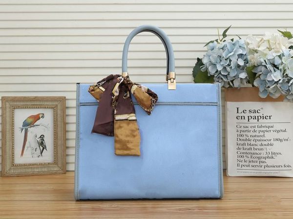 luxurys designer fashion bag handbags ladies chain shoulder bags leather women's wallet cross body purse backpack with ribbons
luxurys designer fashion bag handbags ladies chain shoulder bags leather women's wallet cross body purse backpack with ribbons