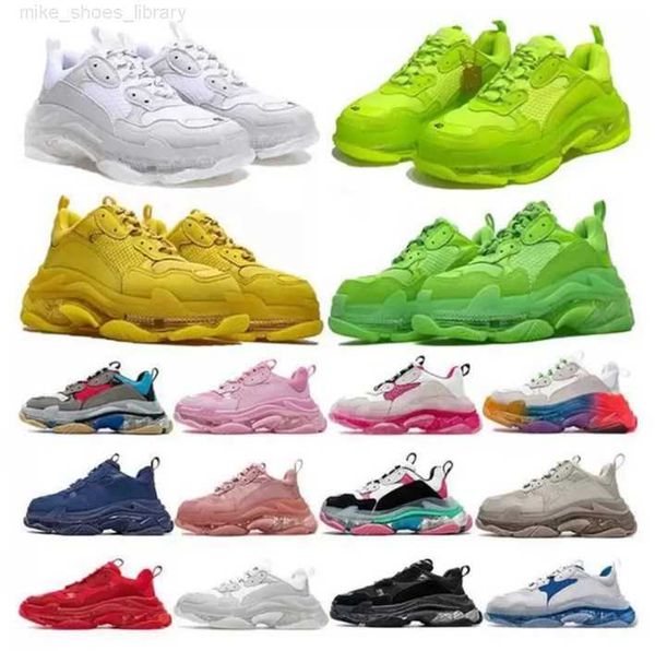 designer paris triple s men women casual shoes 17fw sneakers crystal bottom vintage platform beige tripler sports black grey white outdoor t
designer paris triple s men women casual shoes 17fw sneakers crystal bottom vintage platform beige tripler sports black grey white outdoor t