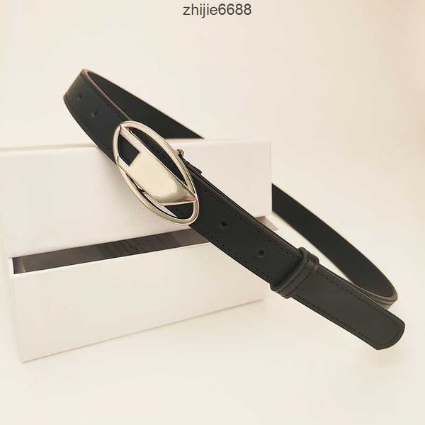 belts for women designer belt width 2.5cm classic silver and gold needle buckle fashion casual belt very nice, Black;brown
belts for women designer belt width 2.5cm classic silver and gold needle buckle fashion casual belt very nice, Black;brown