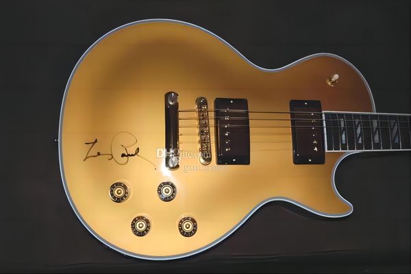 rare randy rhoads aged 1974 antique white relic electric guitar abr-1 bridge, 1-piece neck small d profile, ebony fretboard, schaller tuner
rare randy rhoads aged 1974 antique white relic electric guitar abr-1 bridge, 1-piece neck small d profile, ebony fretboard, schaller tuner