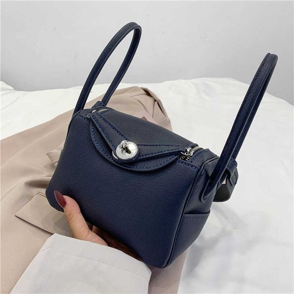 luxury hemrres tote bag bag diy's lindys's hand-woven homemade material doctor's women's one-shoulder cross-body pillow
luxury hemrres tote bag bag diy's lindys's hand-woven homemade material doctor's women's one-shoulder cross-body pillow