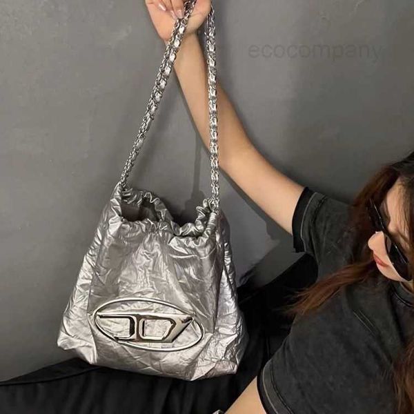 designer diesels d bag bin women's large capacity versatile big tote crossbody chain armpit silver 9p7o
designer diesels d bag bin women's large capacity versatile big tote crossbody chain armpit silver 9p7o