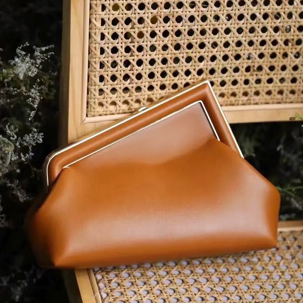 luxury totes handbag fashion designer bag purse womens mirror quality mens cross body pochette shoulder bags vacation genuine leather small
luxury totes handbag fashion designer bag purse womens mirror quality mens cross body pochette shoulder bags vacation genuine leather small