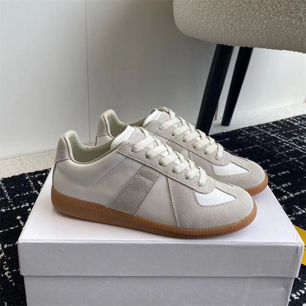 designer maisons margiela mm6 gazelle canvas shoes men women vintage cowhide spliced running sports trainers 6q7x
designer maisons margiela mm6 gazelle canvas shoes men women vintage cowhide spliced running sports trainers 6q7x