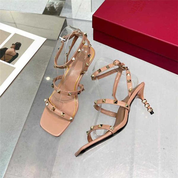 wedding brand valentinolies leather casual summer business dress popular party women high heels sandals flat luxury slippers 03-018 492w, Black
wedding brand valentinolies leather casual summer business dress popular party women high heels sandals flat luxury slippers 03-018 492w, Black