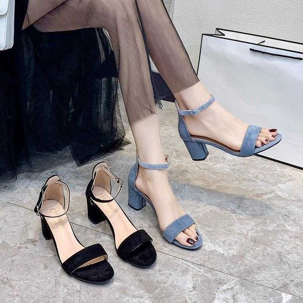 sandals high heel sandals womens shoes summer leather velvet open toe thick buckle bag 230417, Black
sandals high heel sandals womens shoes summer leather velvet open toe thick buckle bag 230417, Black