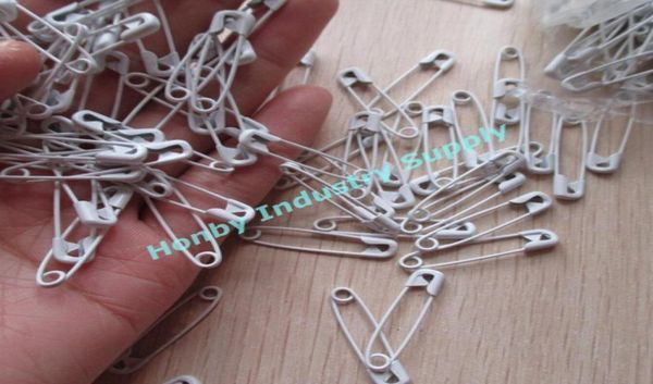 pack of 2000 pcs mini 000 19 pure white metal safety pin good for hang tags8198284, Silver
pack of 2000 pcs mini 000 19 pure white metal safety pin good for hang tags8198284, Silver