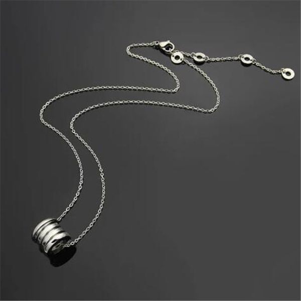 new style designer women necklaces titanium steel letter spring pendant necklaces gold silver lover necklace fashion luxury jewelry
new style designer women necklaces titanium steel letter spring pendant necklaces gold silver lover necklace fashion luxury jewelry
