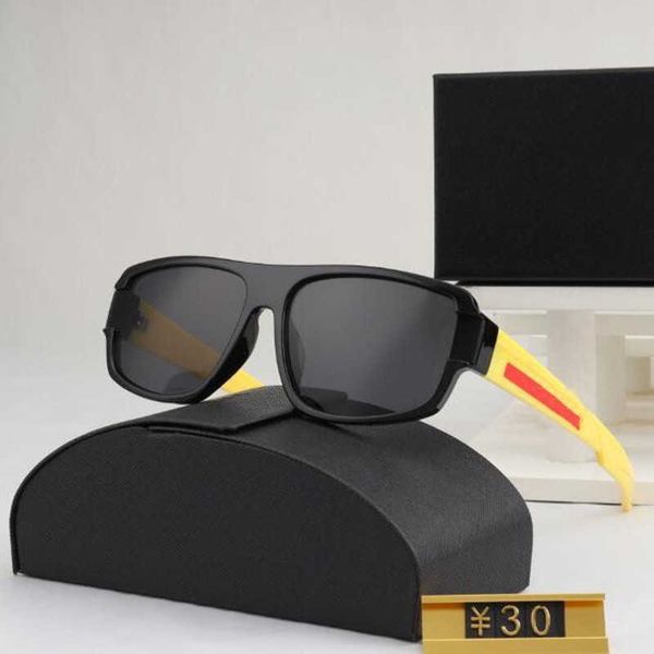 designer men's sunglasses luxury retro new sun fashion street swomen's high-end casual sunscreen glasses, White;black
designer men's sunglasses luxury retro new sun fashion street swomen's high-end casual sunscreen glasses, White;black