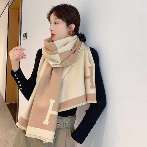 h home womens scarf wholesale 2023 new scarf winter colored warm neck imitation cashmere letter double sided thickened air conditioned shaw, Blue;gray
h home womens scarf wholesale 2023 new scarf winter colored warm neck imitation cashmere letter double sided thickened air conditioned shaw, Blue;gray