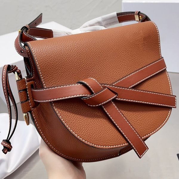 brown saddle bag chain designer bags women crossbody handbag leather classic messenger shoulder fashion handbags ladies wallet flap famous p
brown saddle bag chain designer bags women crossbody handbag leather classic messenger shoulder fashion handbags ladies wallet flap famous p