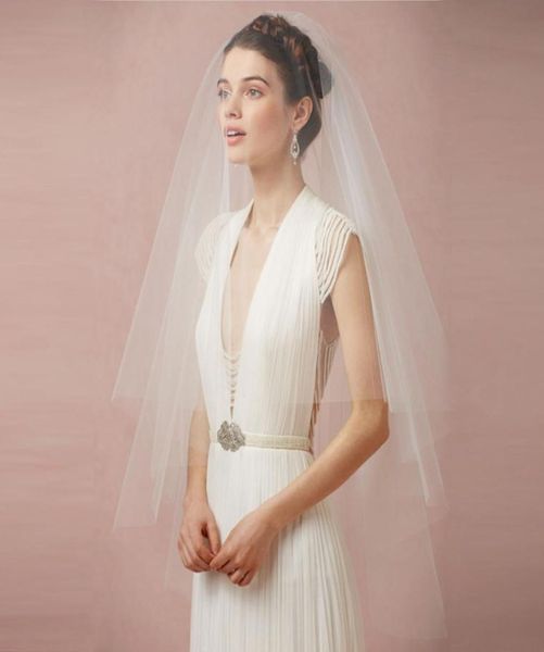 ivory fingertip length bridal veils soft nylon tulle wedding veil raw cut 70quot diameter single layer circle veil with comb lon7980400, Black
ivory fingertip length bridal veils soft nylon tulle wedding veil raw cut 70quot diameter single layer circle veil with comb lon7980400, Black
