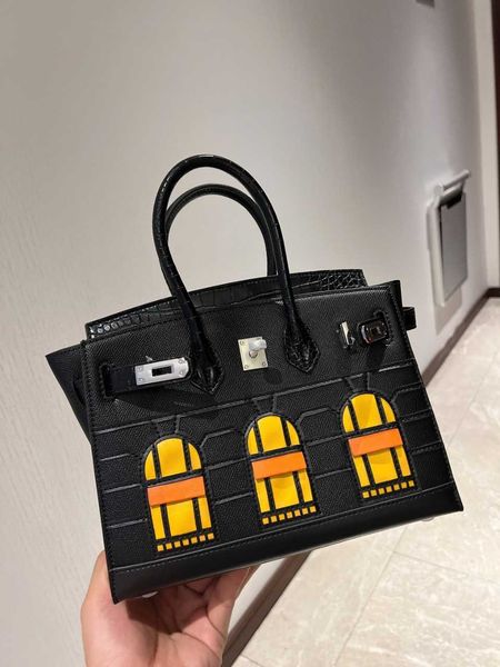 brand designer h home tote bags wholesale 2023 new french style extreme night snow house bag sewn outside the ep leather with crocodi with r
brand designer h home tote bags wholesale 2023 new french style extreme night snow house bag sewn outside the ep leather with crocodi with r