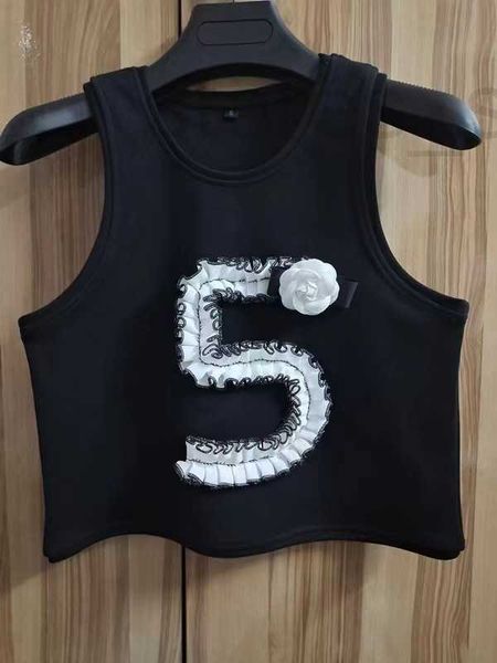 women's tanks & camis designer design sense 5 line suspended tank 2023 summer new 3d flower sleeveless knitted loose versatile for wome, White
women's tanks & camis designer design sense 5 line suspended tank 2023 summer new 3d flower sleeveless knitted loose versatile for wome, White