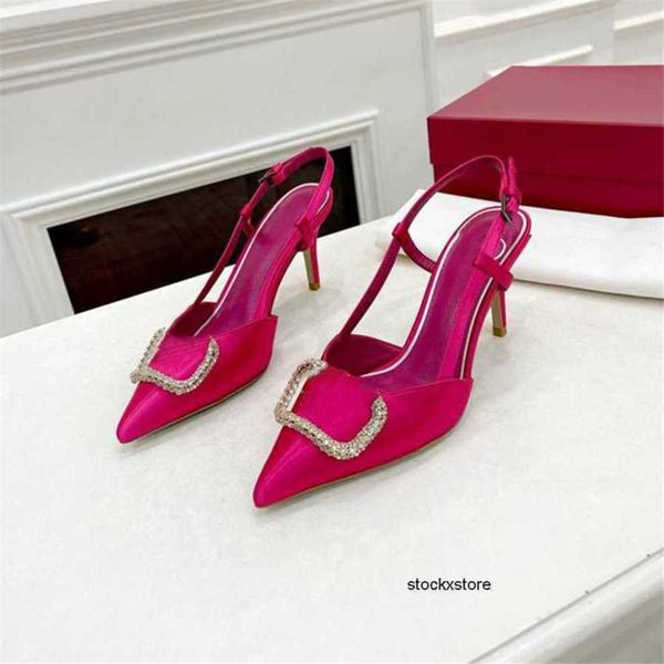 party dress shoes women leather high heel metal buckle letter wedding valentinolies business casual flat fashion shoes 03-021 cq72, Black
party dress shoes women leather high heel metal buckle letter wedding valentinolies business casual flat fashion shoes 03-021 cq72, Black
