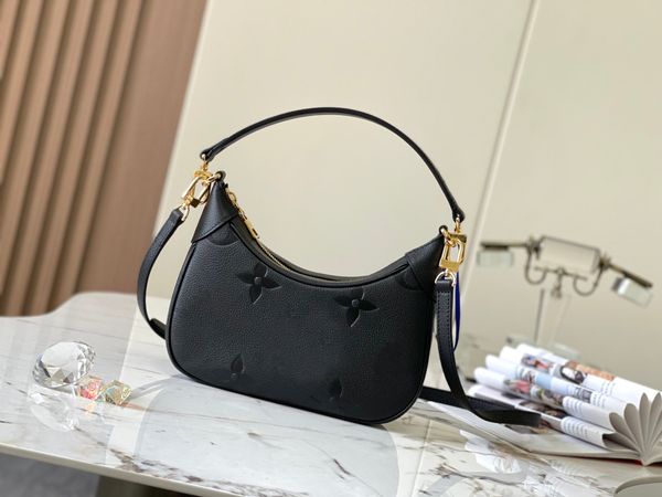 m46002 new women's crossbody bag high-end quality shoulder bag soft grain leather shape handbag shoulder strap removable handle very pr
m46002 new women's crossbody bag high-end quality shoulder bag soft grain leather shape handbag shoulder strap removable handle very pr