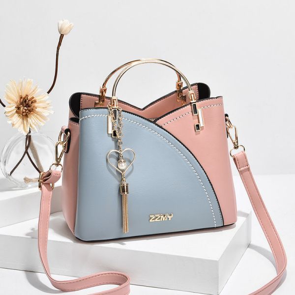 selling bag for women's new trendy internet celebrity, high-end sense, fashionable and versatile, large capacity portable one shoulder
selling bag for women's new trendy internet celebrity, high-end sense, fashionable and versatile, large capacity portable one shoulder