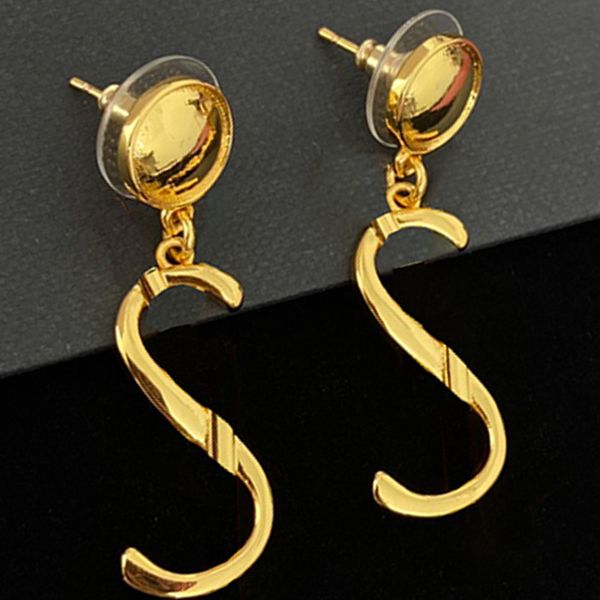 letter pendant earrings 18k gold plated eardrops women stainless steal simple vintage stylish eardrops luxury brand designer headdress, Golden
letter pendant earrings 18k gold plated eardrops women stainless steal simple vintage stylish eardrops luxury brand designer headdress, Golden