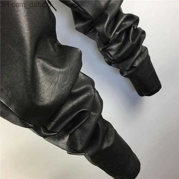 men's pants idopy men's winter warm artificial leather back pants elastic waist pull rod pu jogging men's z230721, Black
men's pants idopy men's winter warm artificial leather back pants elastic waist pull rod pu jogging men's z230721, Black