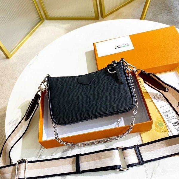2023 simple crossbody bag luxury design handbag women's classic trend simple flip women's hand chain bag leather women's chec
2023 simple crossbody bag luxury design handbag women's classic trend simple flip women's hand chain bag leather women's chec