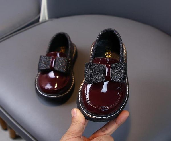 princess wedding girls shoes for medium big girls kids dress party soft pu leather shoes flats with flowers floral black6235185, Black;grey
princess wedding girls shoes for medium big girls kids dress party soft pu leather shoes flats with flowers floral black6235185, Black;grey
