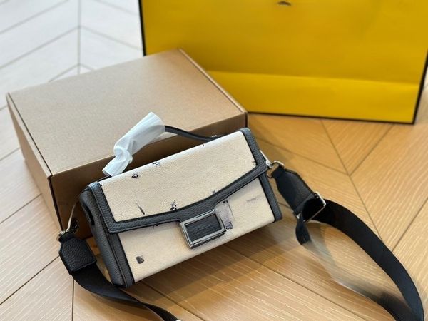 women's bag fashion bag korean version banquet personalized ladies' bag foreign style crossbody bag small square bag mobile phone
women's bag fashion bag korean version banquet personalized ladies' bag foreign style crossbody bag small square bag mobile phone