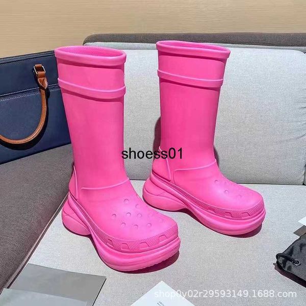 high edition 2023 new paris show colorful thick sole fashion round head thick sole balenciga rain boots sleeve high boots candy color tide, Black
high edition 2023 new paris show colorful thick sole fashion round head thick sole balenciga rain boots sleeve high boots candy color tide, Black