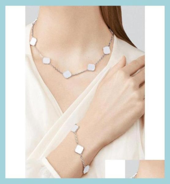 pendant necklaces fashion necklaces designers four leaf clover necklace jewelry sets for women and bracelets 5 motifs gift stainle8265014, Silver
pendant necklaces fashion necklaces designers four leaf clover necklace jewelry sets for women and bracelets 5 motifs gift stainle8265014, Silver