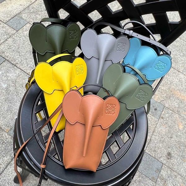 2023 new super cute elephant phone bag genuine leather crossbody mini cowhide
2023 new super cute elephant phone bag genuine leather crossbody mini cowhide