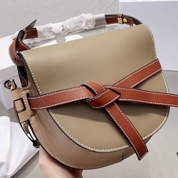 women saddle bag chain designer bags luxury crossbody handbag leather classic messenger shoulder fashion handbags ladies wallet flap famous
women saddle bag chain designer bags luxury crossbody handbag leather classic messenger shoulder fashion handbags ladies wallet flap famous