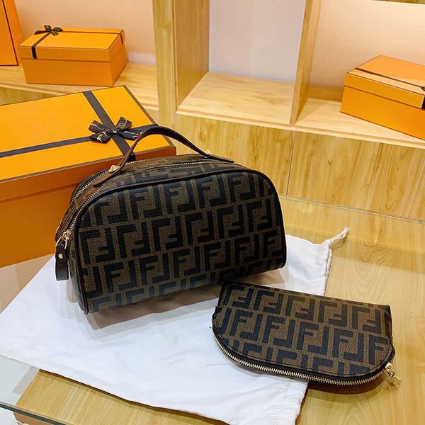30% off handbag designer 2023 netizen korean version new makeup for women large capacity convenient travel cosmetics portable storage bag
30% off handbag designer 2023 netizen korean version new makeup for women large capacity convenient travel cosmetics portable storage bag