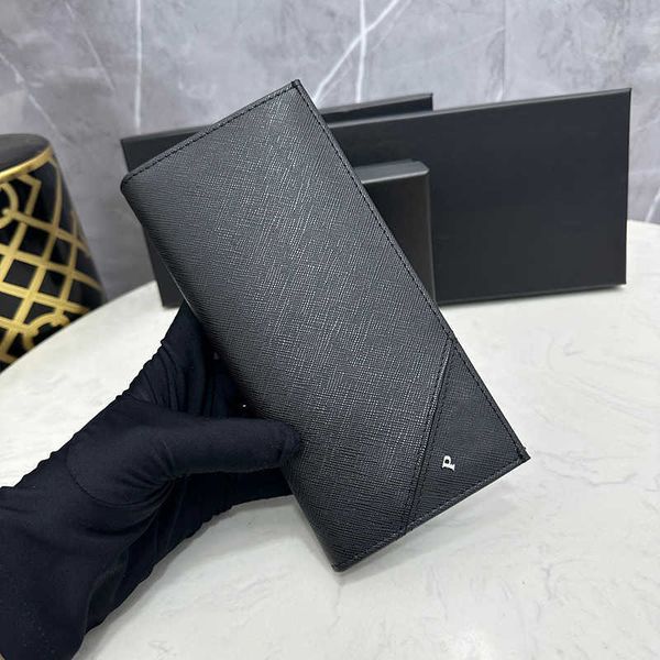 men wallet designer woman purse luxury leather long style cardholder simple solid color card holder women wallets 230720, Red;black
men wallet designer woman purse luxury leather long style cardholder simple solid color card holder women wallets 230720, Red;black