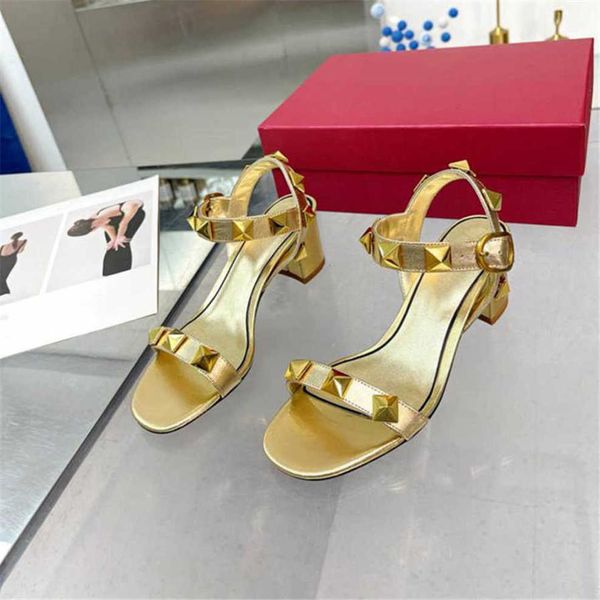 casual valentinolies es shoe party fashion sandals luxury letter design women wedding high heel leather slippers 04-019 d714 8yoo, Black
casual valentinolies es shoe party fashion sandals luxury letter design women wedding high heel leather slippers 04-019 d714 8yoo, Black