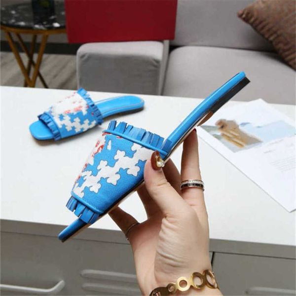 letter valentinolies casual fashion slippers slope luxury design sandals summer heel men flip flat flops women 03-021 er5y 899v, Black
letter valentinolies casual fashion slippers slope luxury design sandals summer heel men flip flat flops women 03-021 er5y 899v, Black