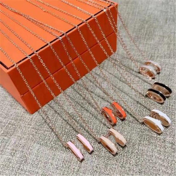 classic pendant necklaces 18k gold fashion letter necklace luxury designer women jewelry gifts colorfast hypoallergenic, Silver
classic pendant necklaces 18k gold fashion letter necklace luxury designer women jewelry gifts colorfast hypoallergenic, Silver