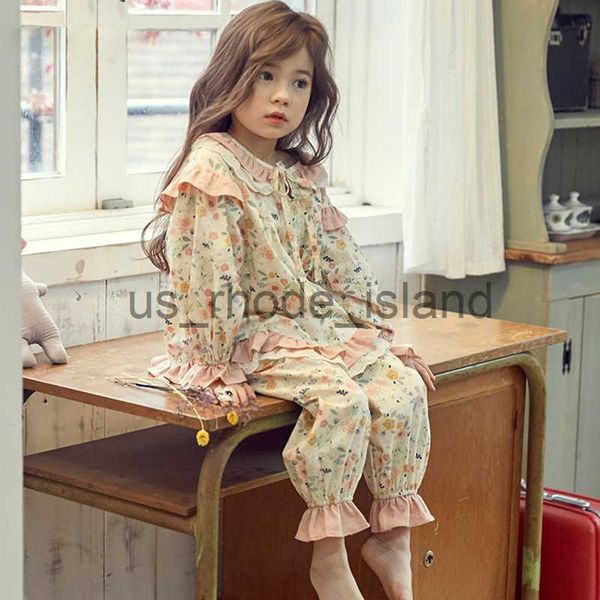 pajamas cute spring children sleepwear kid girl lolita cotton floral pajama set.vintage toddler kid flowers pyjamas set nightwear 11t x0721, Blue;red
pajamas cute spring children sleepwear kid girl lolita cotton floral pajama set.vintage toddler kid flowers pyjamas set nightwear 11t x0721, Blue;red