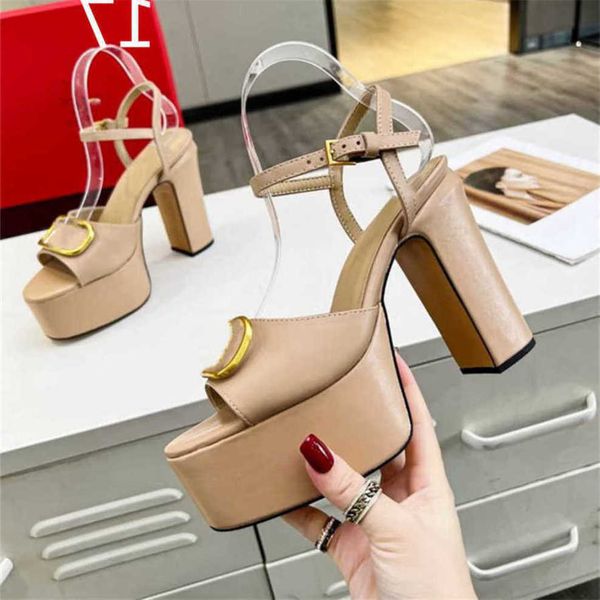 party valentinolies design slippers luxury fashion wedding sandals women 04-022 high casual heel leather letter 0qtb 2mfi, Black
party valentinolies design slippers luxury fashion wedding sandals women 04-022 high casual heel leather letter 0qtb 2mfi, Black