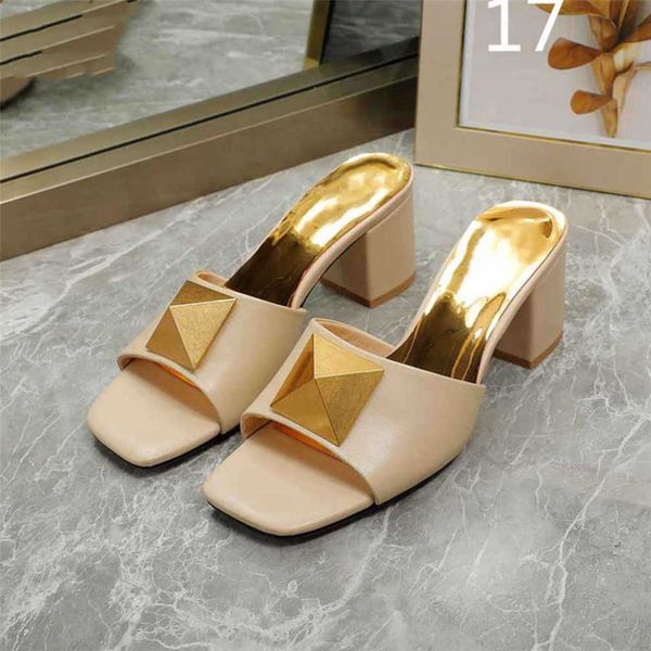 latest men bottom valentinolies style comfortable soft fashion and women flat sandals letter summer casual the slippers 04-07 yhgo, Black
latest men bottom valentinolies style comfortable soft fashion and women flat sandals letter summer casual the slippers 04-07 yhgo, Black