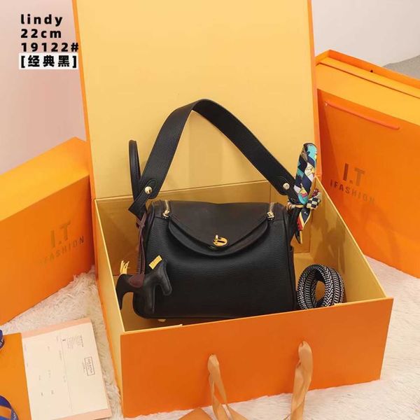 luxury hemrres tote bag handbags new lychee pattern cowhide lindys pillow bag fashion single shoulder messenger doctor mediocre k7h1
luxury hemrres tote bag handbags new lychee pattern cowhide lindys pillow bag fashion single shoulder messenger doctor mediocre k7h1