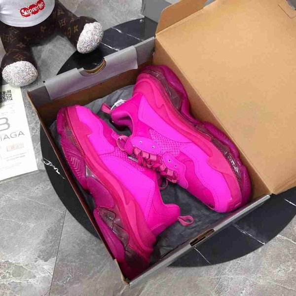 paris triple s mens casual shoes crystal bottom men women outdoor trainers sneakers luxury designer round toe lace up spots ruuning flats za, Black 
paris triple s mens casual shoes crystal bottom men women outdoor trainers sneakers luxury designer round toe lace up spots ruuning flats za, Black