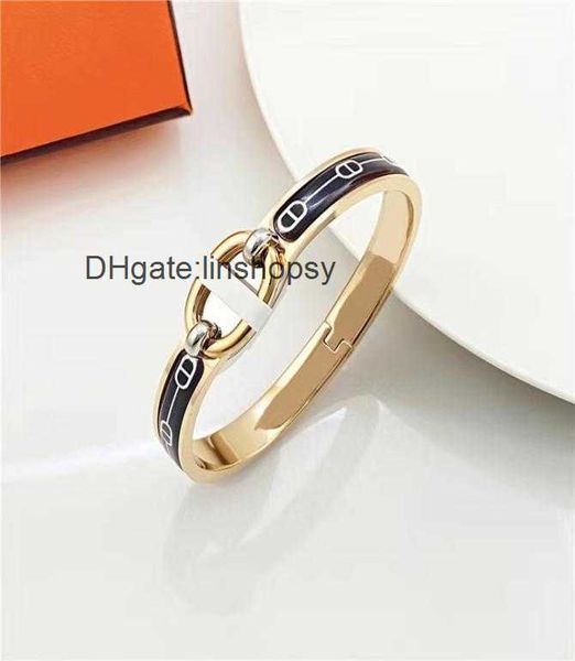 designer h pig nose bangles new enamel bracelets new anchor chain 8 figure buckle couples daily accessories party wedding valentin6567022, Black
designer h pig nose bangles new enamel bracelets new anchor chain 8 figure buckle couples daily accessories party wedding valentin6567022, Black