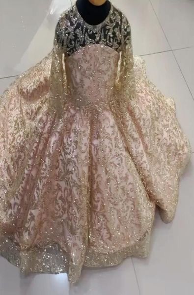 sparkly gold lace little girls pageant dresses sequined ball gown flower girl dress for wedding long sleeves first communion gowns4439349, White;red
sparkly gold lace little girls pageant dresses sequined ball gown flower girl dress for wedding long sleeves first communion gowns4439349, White;red