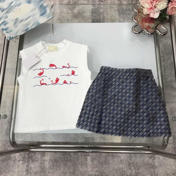 2023 summer tracksuits designer baby clothes kids dress sets 2pcs fish pattern printing sleeveless tank and logo aop skirt 2pcs, White
2023 summer tracksuits designer baby clothes kids dress sets 2pcs fish pattern printing sleeveless tank and logo aop skirt 2pcs, White
