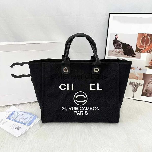 fashion designer bag luxury bag women handbag embroidery pattern large capacity tote bag underarm bag ladies chain bag shoulder bag stylishe
fashion designer bag luxury bag women handbag embroidery pattern large capacity tote bag underarm bag ladies chain bag shoulder bag stylishe