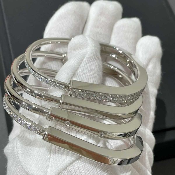 tiffay lock series 18k rose gold full diamond half bracelet for lovers smooth face celebrities in the same style will not fade, Black
tiffay lock series 18k rose gold full diamond half bracelet for lovers smooth face celebrities in the same style will not fade, Black