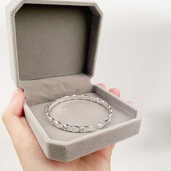 999 car flower sand full sky star smooth face open foot silver bracelet gifts to girls, Golden;silver
999 car flower sand full sky star smooth face open foot silver bracelet gifts to girls, Golden;silver