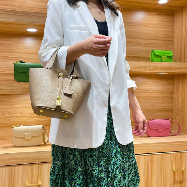 luxury picotin lock bag new 2023 zimu vegetable basket with lychee pattern versatile handbag commuting simple bucket 9fyq vxum vxum
luxury picotin lock bag new 2023 zimu vegetable basket with lychee pattern versatile handbag commuting simple bucket 9fyq vxum vxum