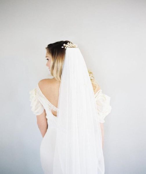 one layer waltz length wedding veil white ivory champagne pink custom color bridal veil cut edge tulle with comb2232130, Black
one layer waltz length wedding veil white ivory champagne pink custom color bridal veil cut edge tulle with comb2232130, Black